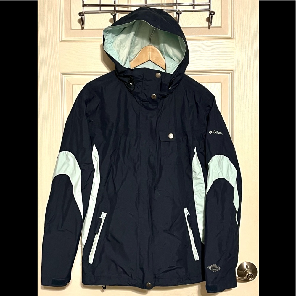 Columbia Lightweight Women’s Jacket